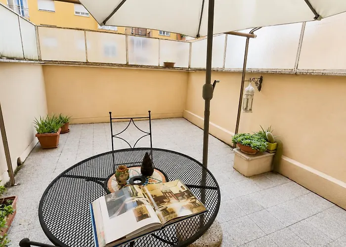 Paola' S Home-terrace And Metro *