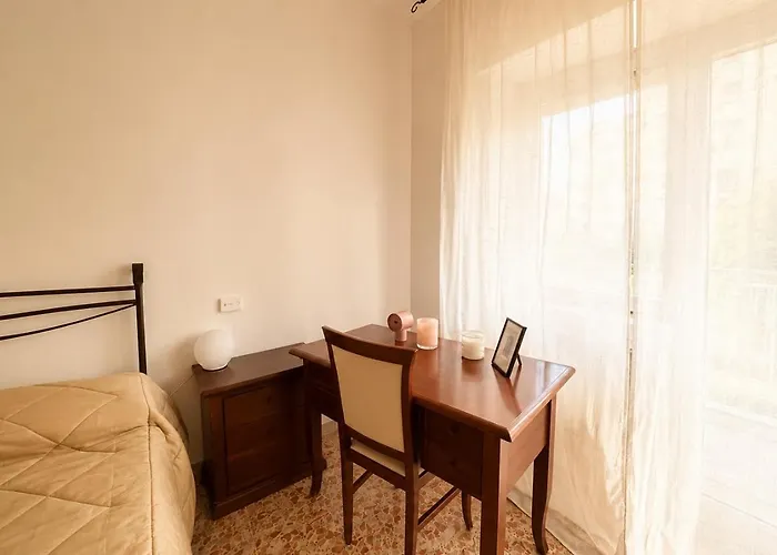 Apartment Paola' S Home-terrace And Metro *